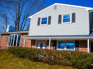2400 Paris Ave, Feasterville, PA