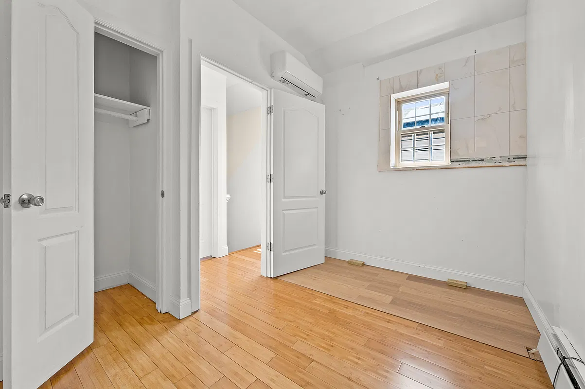floor plan 32