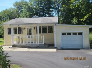 226 Lake Shore Dr, Shawangunk, NY 12566