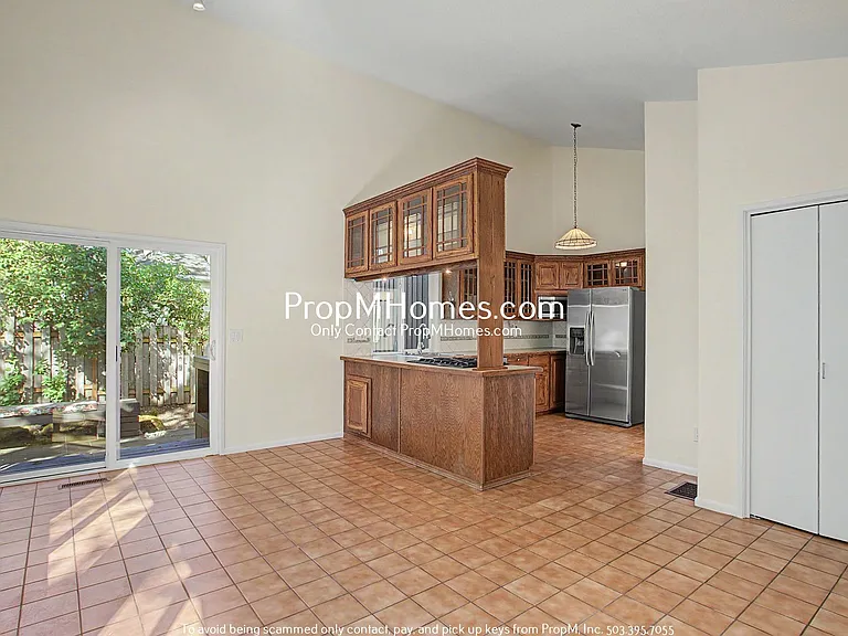950 Lake Front Rd — Photo 7