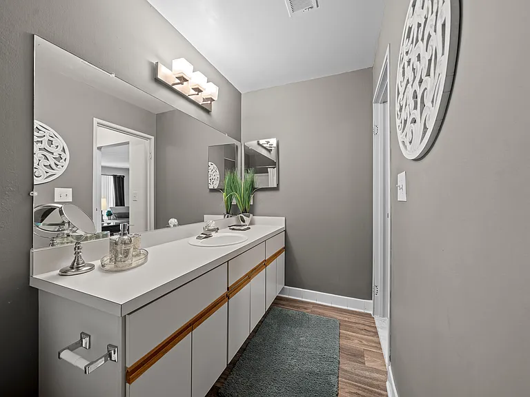 Posh bathroom at Park Lane Apartments in Southfield
