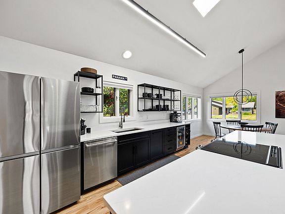 4th image of 120 Hueth Ln
