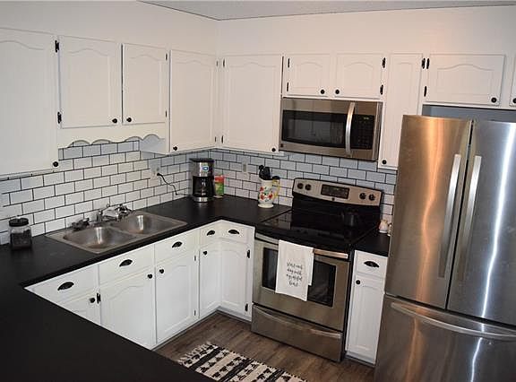 2nd image of 86 Dogwood Ct