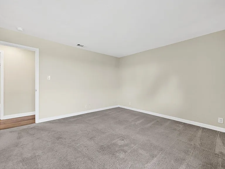 1722 Sapling Ct #A — Photo 12