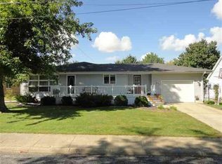 103 N 2nd St, Roanoke, IL