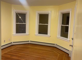 90 Richard St #2, Cranston, RI 02910