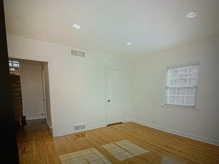 526 Williams Rd — Photo 24