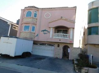 4039 Ocean Dr, Oxnard, CA 93035