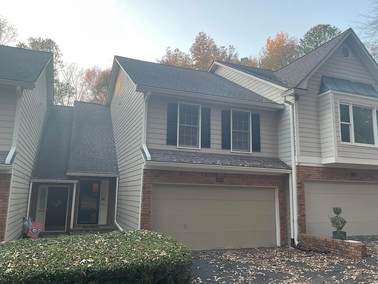 2 bed, 2.5 bath, 1900 sqft, $2,950 — Photo 1