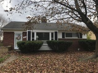 3911 Normandy Rd, Royal Oak, MI 48073