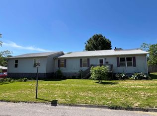 68 Pleasant Ave, Elkins, WV 26241
