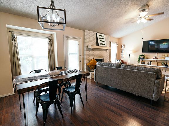 Main level dining and family room