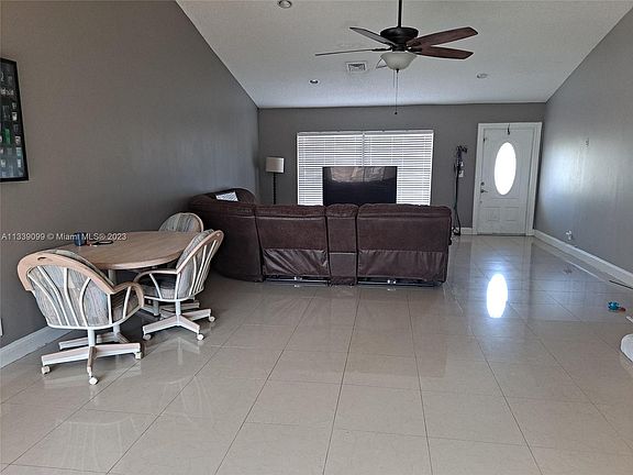 4th image of 10510 NW 20th Ct