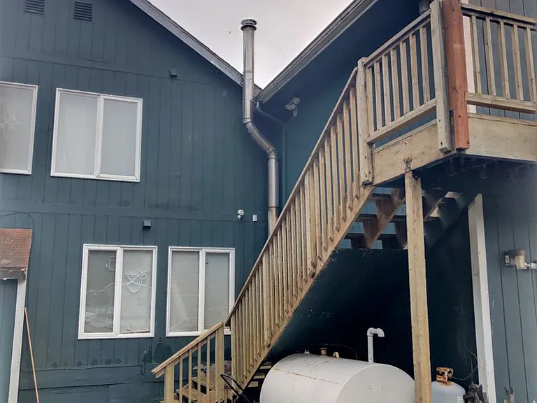 1514 Lynden Way #B — Photo 1