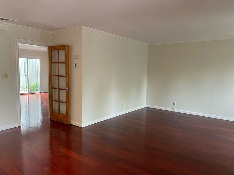 3423 Catalina Ave — Photo 4