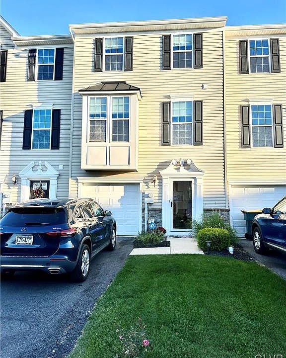 1st image of 3 Pink Rose Ln