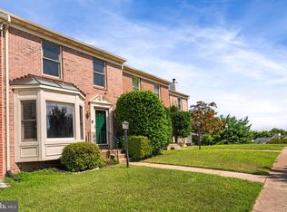 2740 Winston Ct, Woodbridge, VA 22191