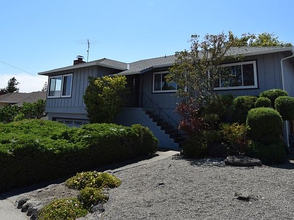2nd image of 3423 Grasswood Dr