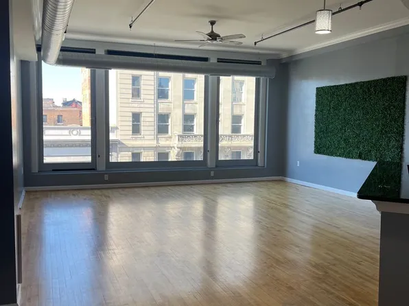HUGE Downtown Loft 2 Bedrooms, 2 Bathrooms in Syracuse, 319 S Salina St APT 9, Syracuse, NY 13202
