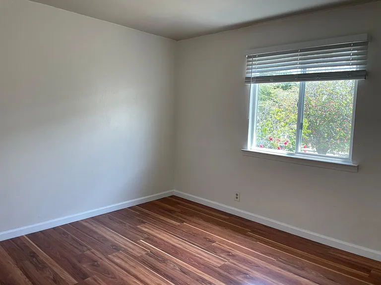 541 Pierce Rd #3 — Photo 8