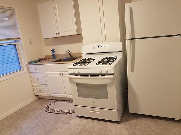 2nd image of 1599 Hertel Ave #2
