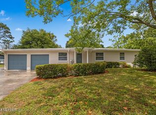 6049 Maple Leaf Dr N, Jacksonville, FL 32211