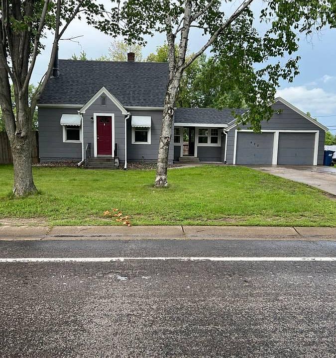1st image of 475 Viking Dr E