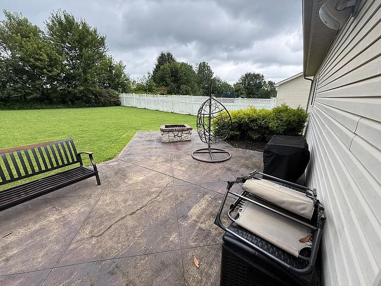 1719 Doran Rd S — Photo 6