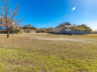 518 Winding Way, Fredericksburg, TX 78624