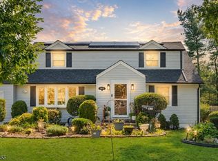 36-14 Northern Dr, Fair Lawn Boro, NJ 07410