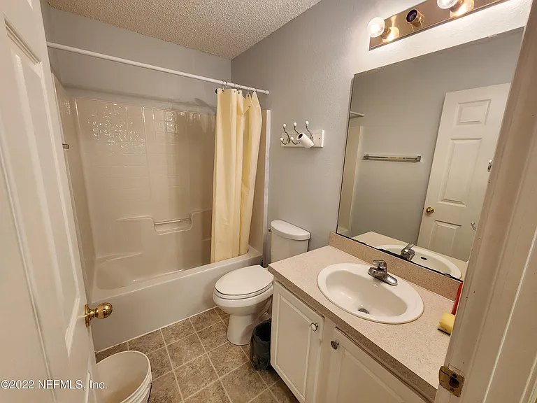 1589 Guardian Ct — Photo 20