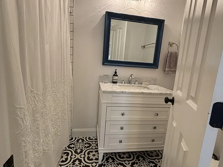 152 Gordon St — Photo 11