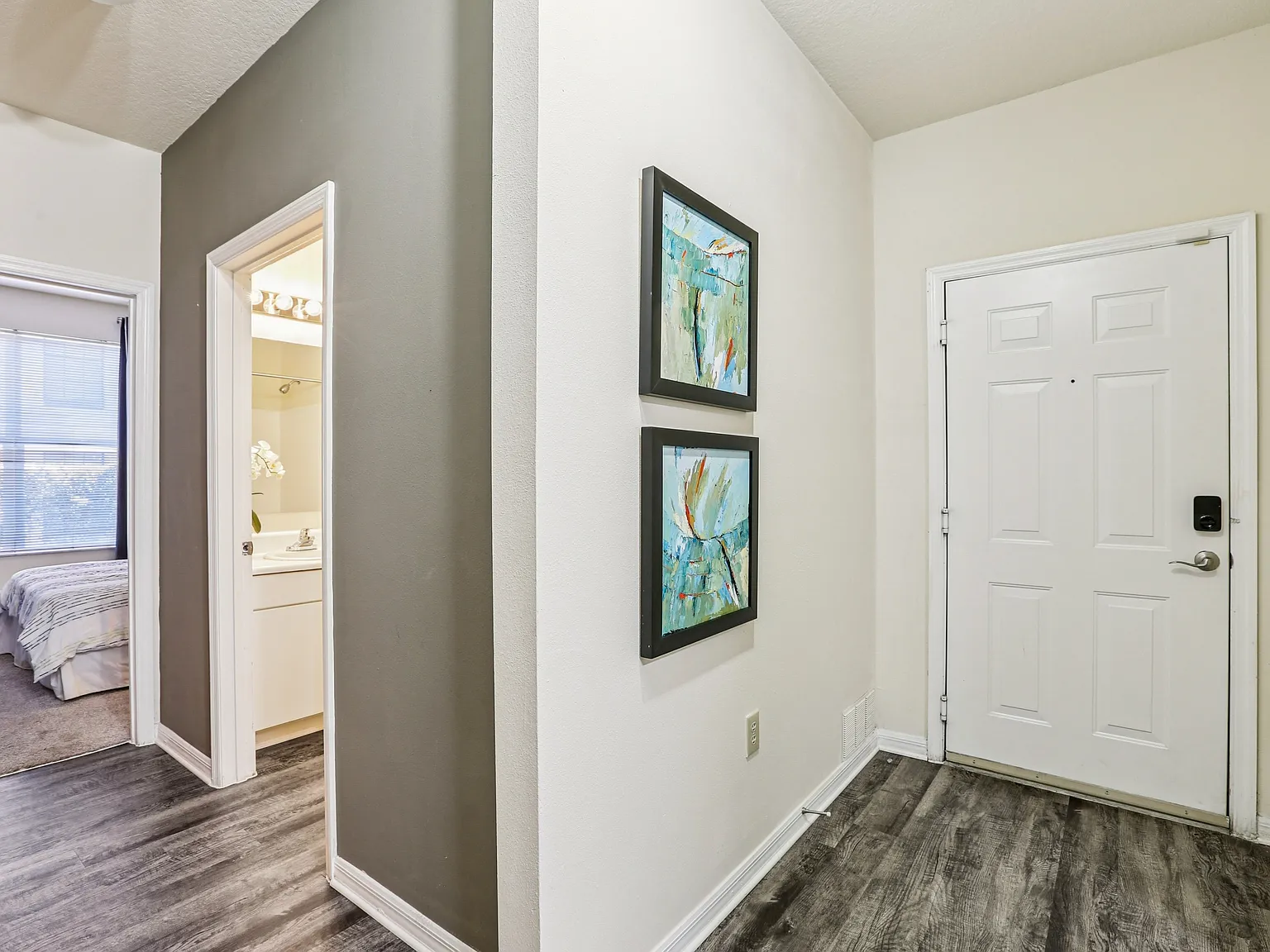 The Arbor Walk Apartments — Photo 4