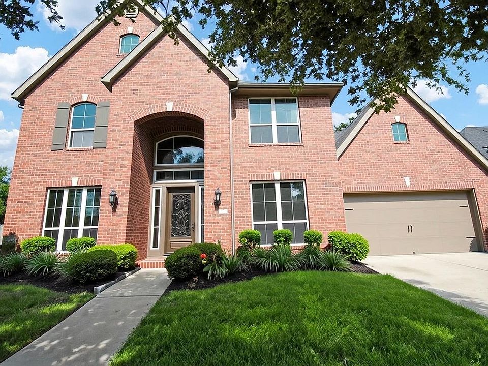 1st image of 203 Haven Brook Ln