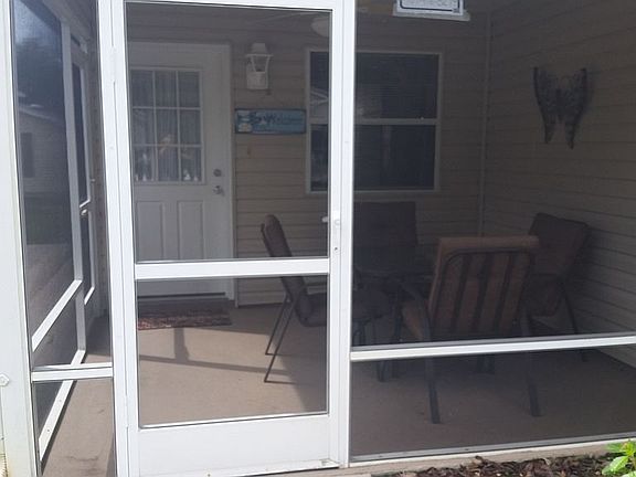 Screened lanai
