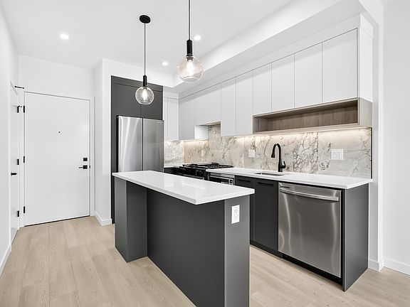 4th image of 6220 Gooseberry Dr #220