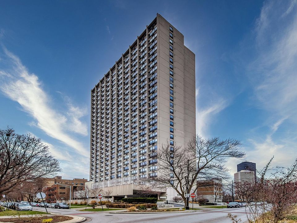 1st image of 5100 N Marine Dr #16