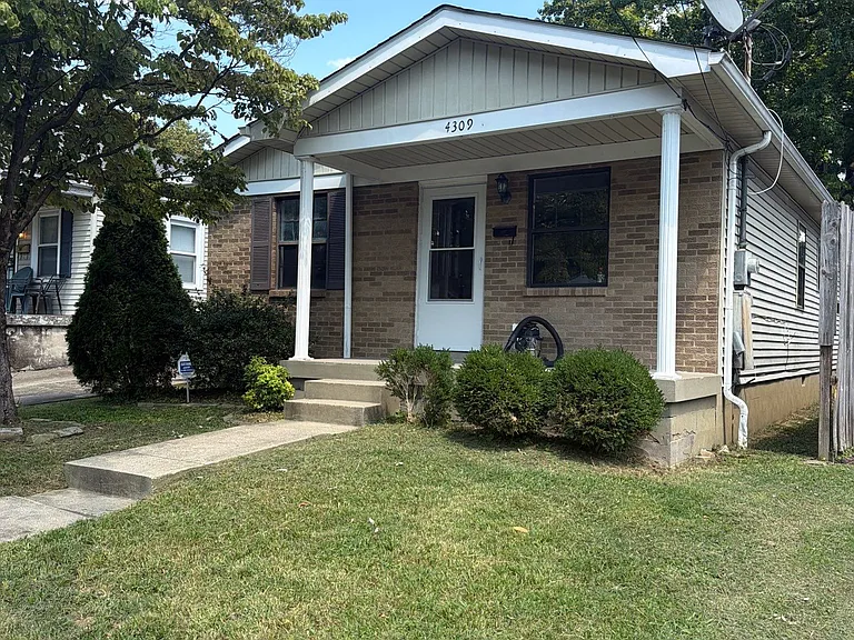 4309 Malcolm Ave — Photo 3