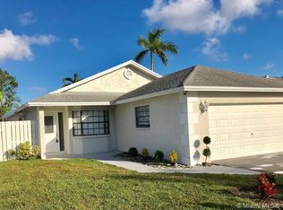 4100 SW 84th Ter, Davie, FL 33328