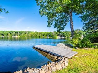 21 Aquatic Rd, Barkhamsted, CT 06063