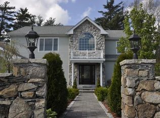 26 Spring Hill Rd, Dartmouth, MA 02747