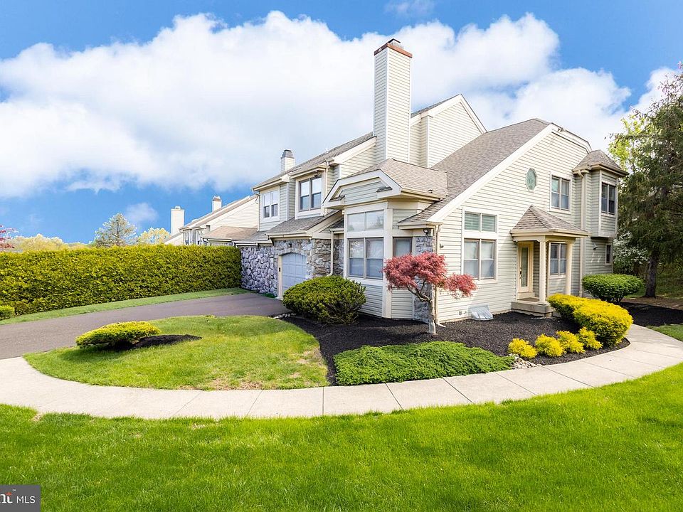 1st image of 6 Bellwood Dr