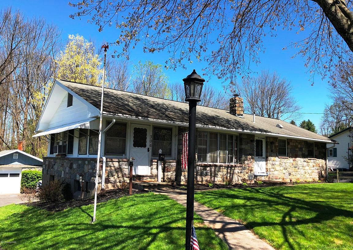 306 E Broad St, East Stroudsburg, PA 18301 Zillow