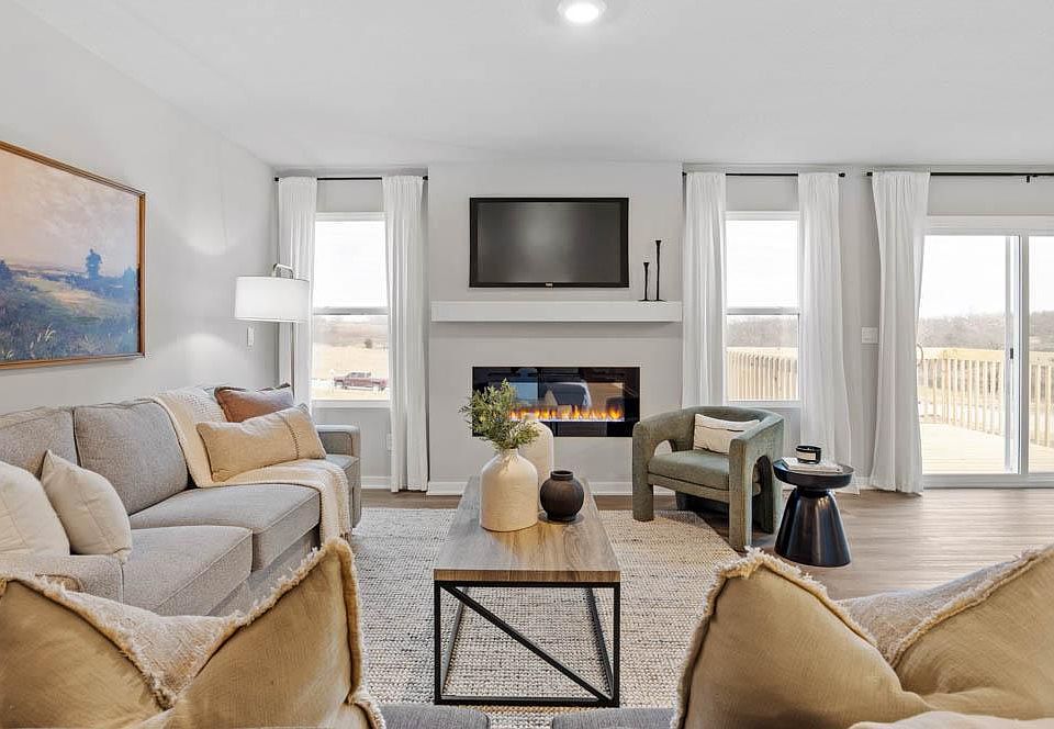 1st image of 1036 Goldenrod Trl