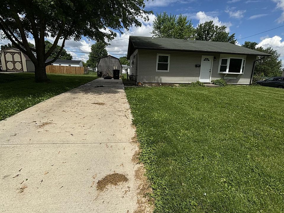 1st image of 619 N Shoshone Dr
