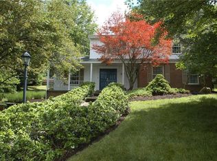 257 Meadowfield Ln, Clairton, PA 15025