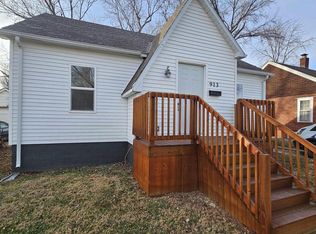 913 S 24th St, Mount Vernon, IL 62864
