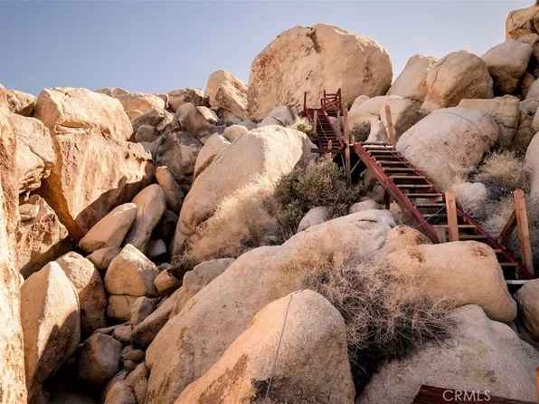 66075 Foothill Dr, Joshua Tree, CA 92252