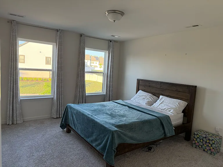 4200 Lind Ln — Photo 10