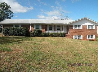 5955 Pamela Dr, Rex, GA 30273